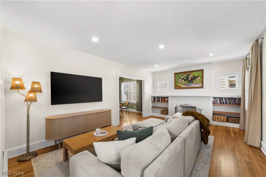 3494 Cedarbrook Road, University Heights, OH 44118 - #3