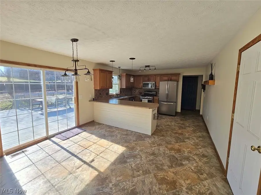 11866 Packets Nw Street, Canal Fulton, OH 44614 - #3