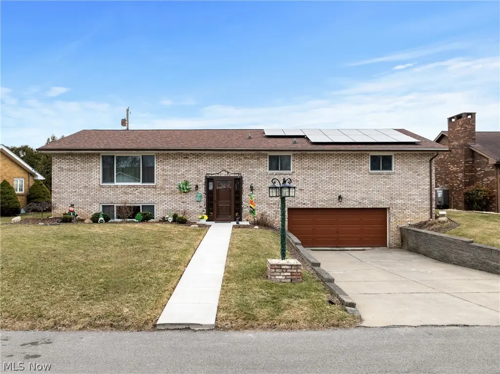 2436 W Alexander Manor, Steubenville, OH 43952 - #1