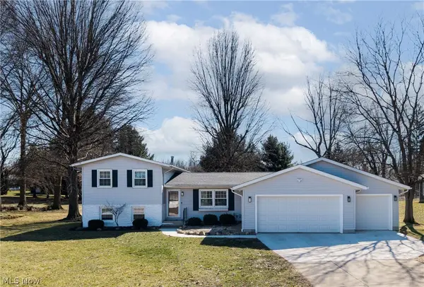 492 Evergreen Drive, Tallmadge, OH 44278