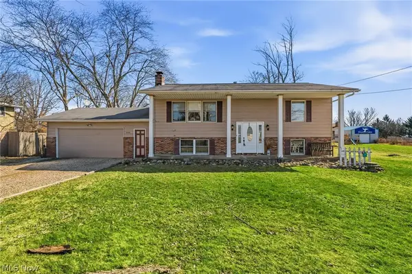 13100 Market N Avenue, Hartville, OH 44632