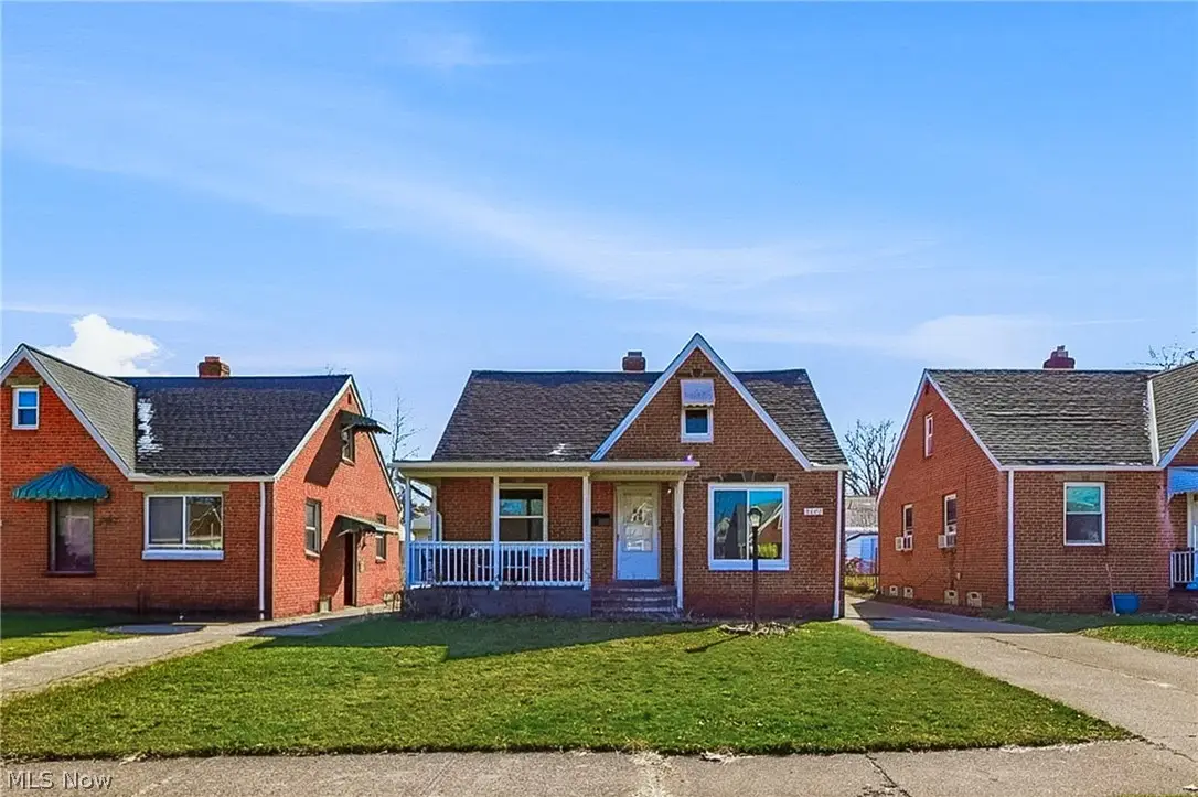 3407 Grovewood Avenue, Parma, OH 44134 - #1