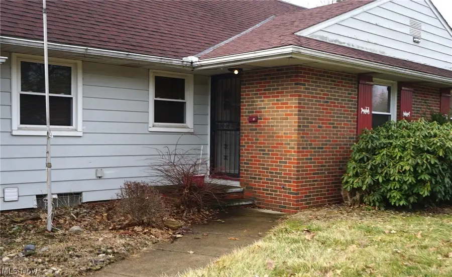 2017 Natona Road, Euclid, OH 44117 - #2