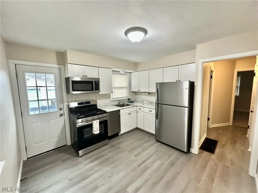 1193 Stratford, Barberton, OH 44203 - #3