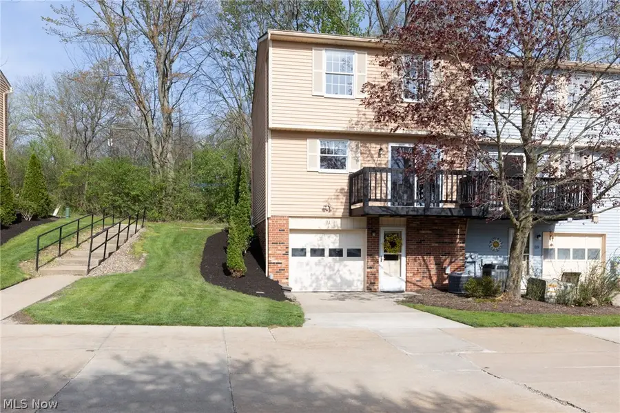 91 Quaker Ridge Drive, Akron, OH 44313 - #2