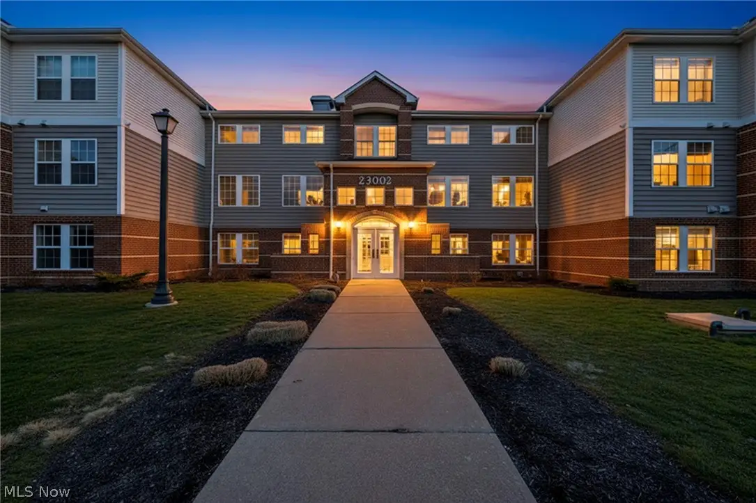 23002 Chandlers Lane, Olmsted Falls, OH 44138 - #1