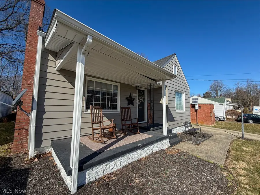 724 S Belle Vista Avenue, Youngstown, OH 44509 - #2