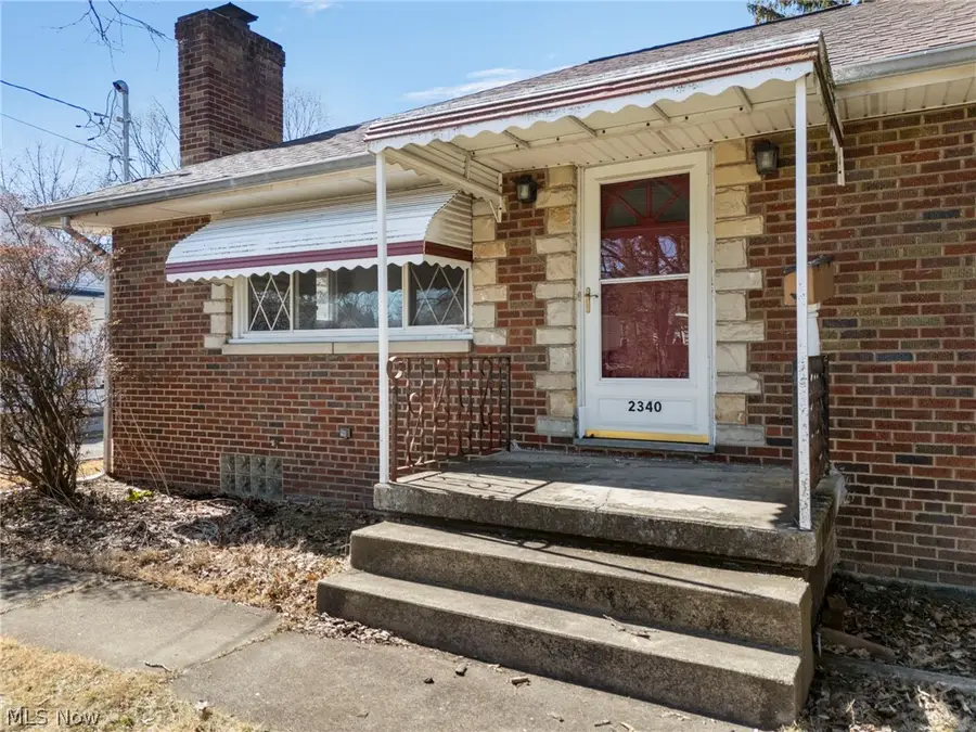 2340 10th Street, Cuyahoga Falls, OH 44221 - #3