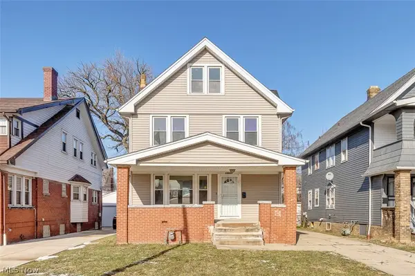 13801 Othello Avenue, Cleveland, OH 44110