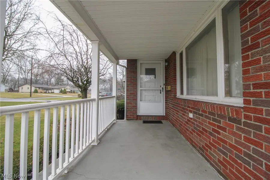 4250 Nottingham Avenue, Austintown, OH 44511 - #3