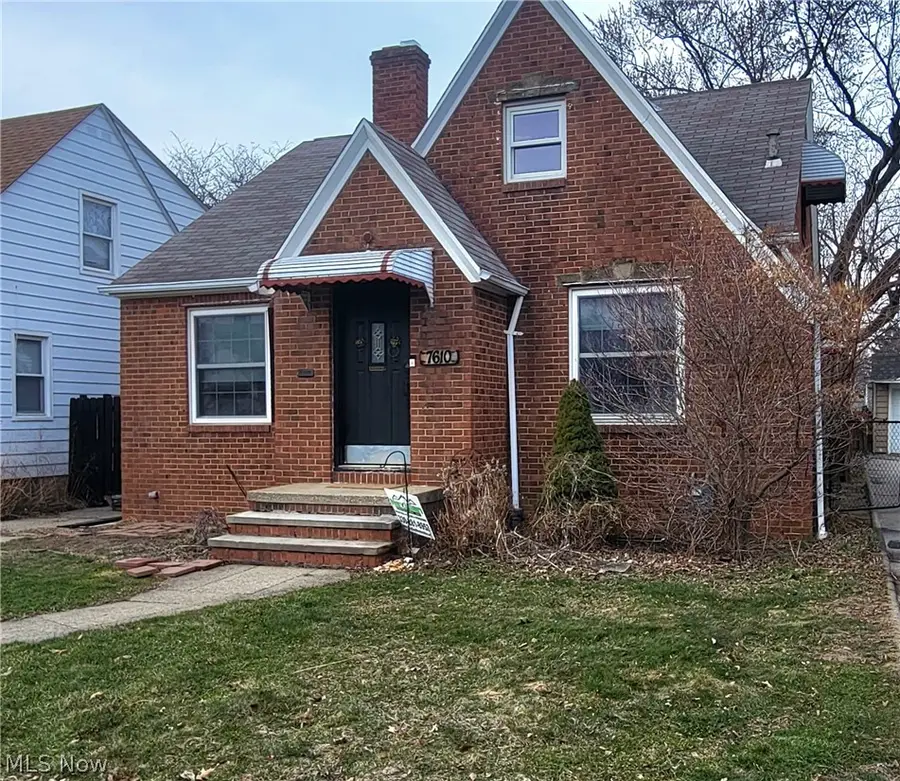 7610 Renwood Drive, Parma, OH 44129 - #2