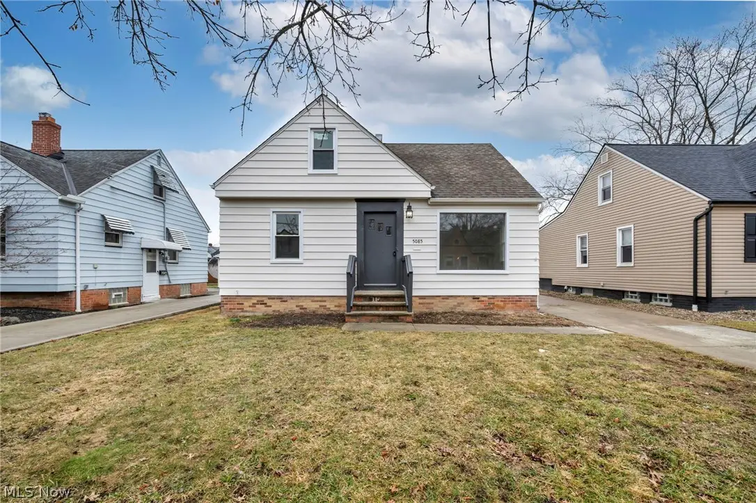 5085 W 6th Street, Brooklyn Heights, OH 44131 - #1