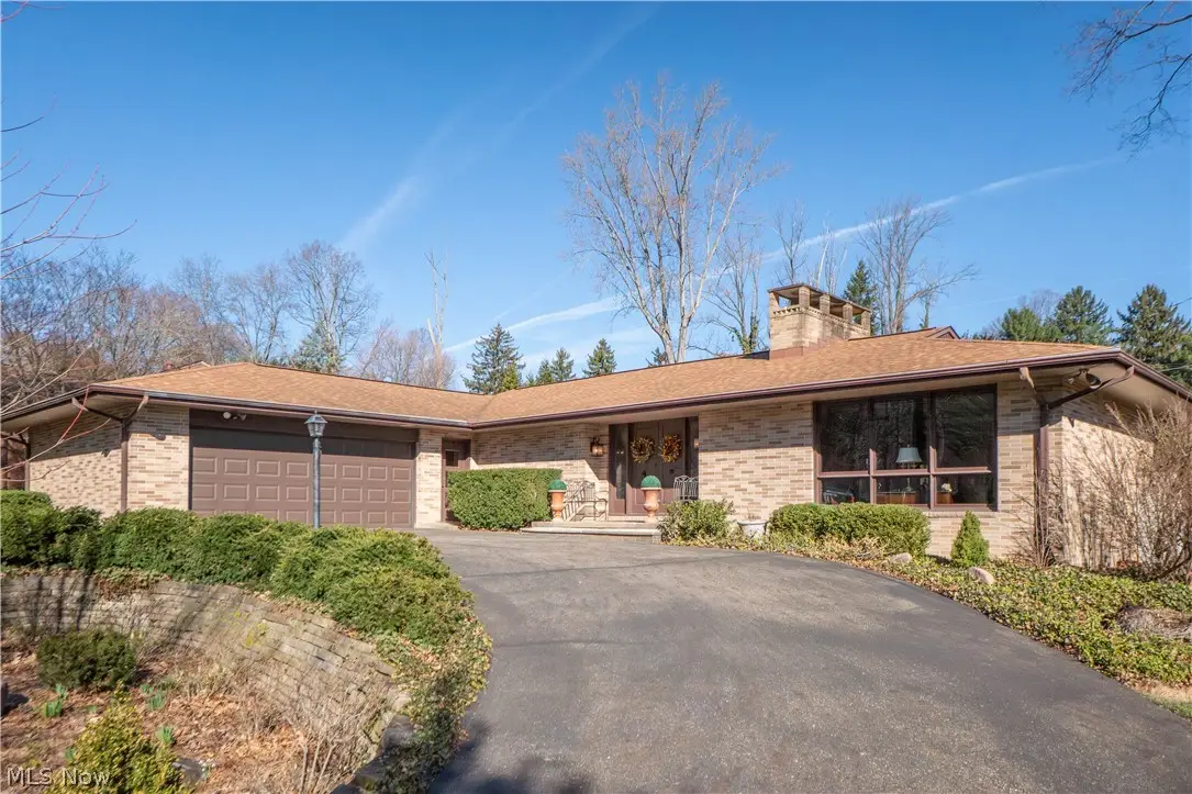 425 Santa Clara Nw Street, Canton, OH 44709 - #1