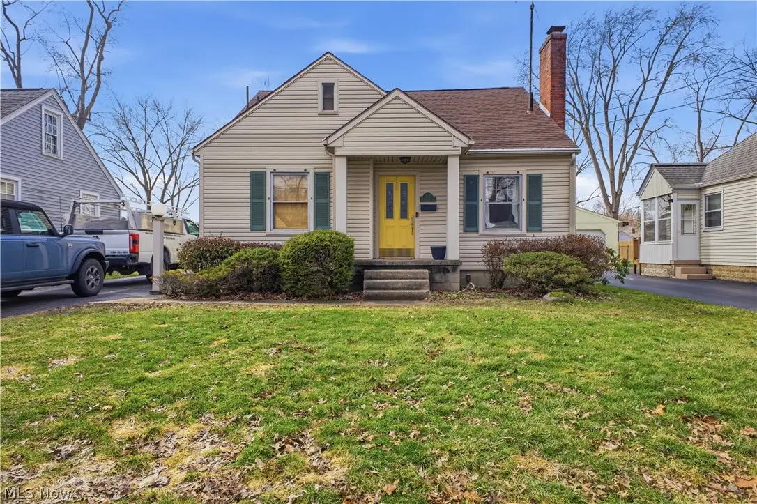 696 Meadowbrook Se Avenue, Warren, OH 44484 - #1