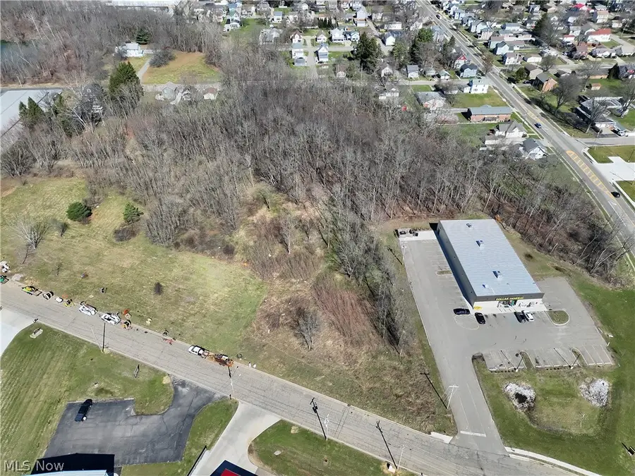 V/L Enterprise Circle, Louisville, OH 44641 - #2