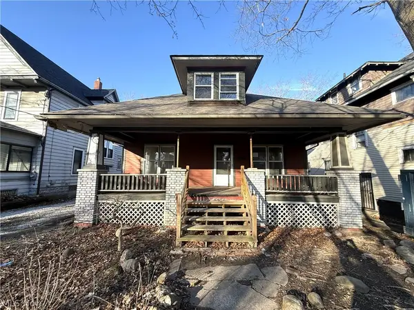 295 Grove Street, Akron, OH 44302