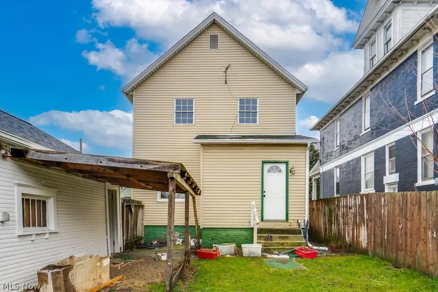 1607 9th Sw Street, Canton, OH 44706 - #3