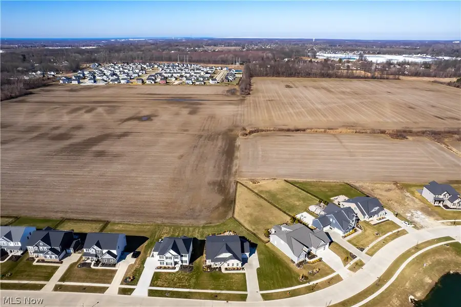 36626 West Shore Pkwy, North Ridgeville, OH 44039 - #3