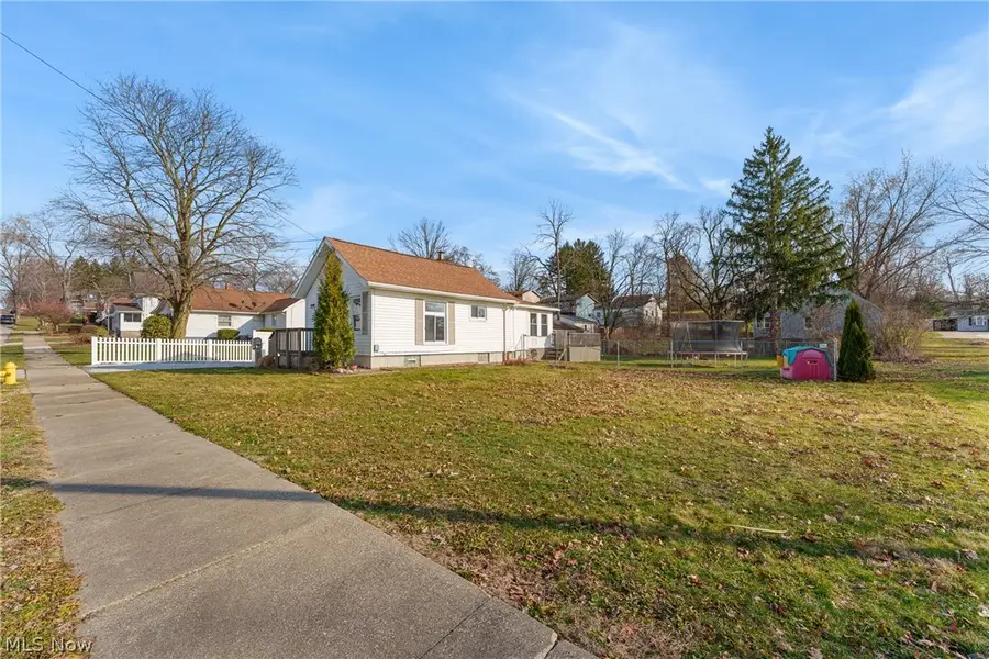 174 Yonker Street, Barberton, OH 44203 - #3