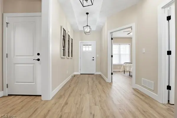 911 Dogwood Drive, Hubbard, OH 44425 - #3