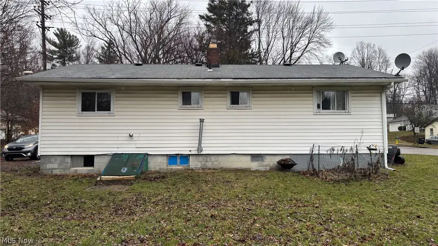 1212 Derbydale Road, Akron, OH 44306 - #3