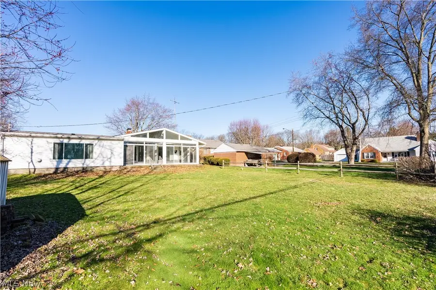 1718 Fernwood Boulevard, Alliance, OH 44601 - #3