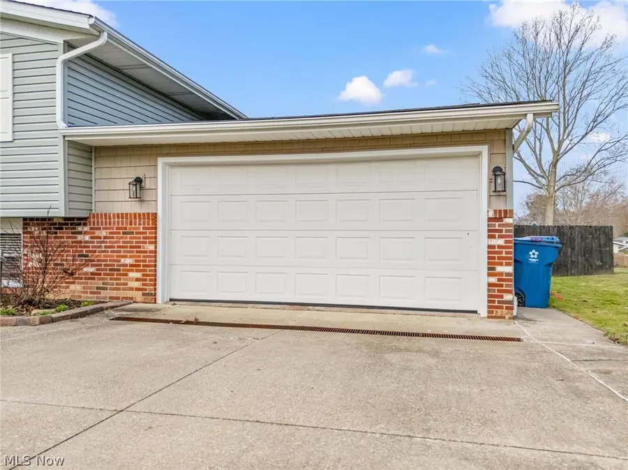 8529 Morrilton Nw Circle, North Canton, OH 44720 - #3