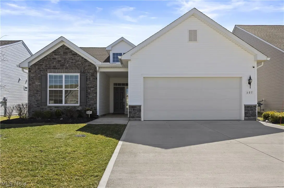 605 Cedar Crest Drive, Elyria, OH 44035 - #1
