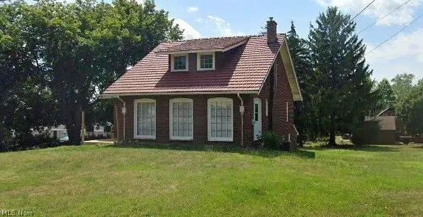 545 Pittsburg Nw Avenue, North Canton, OH 44720
