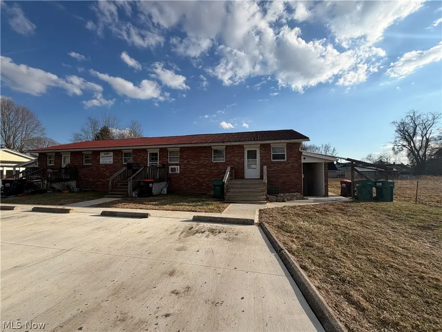 91 E 5th Street, Frazeysburg, OH 43822 - #2