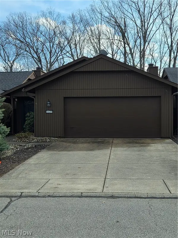 18259 Glencreek Lane, Strongsville, OH 44136