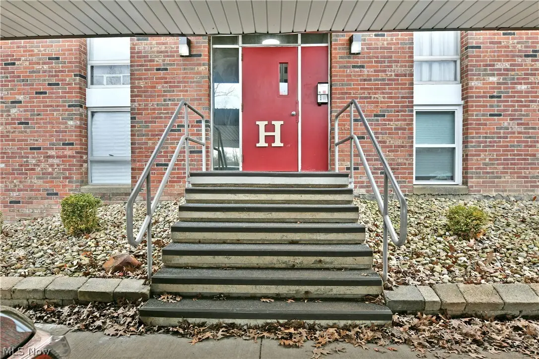 3040 N River Ne Road #H20, Warren, OH 44483 - #1