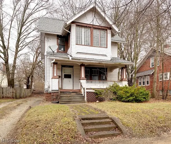 1007 Delia Avenue, Akron, OH 44320