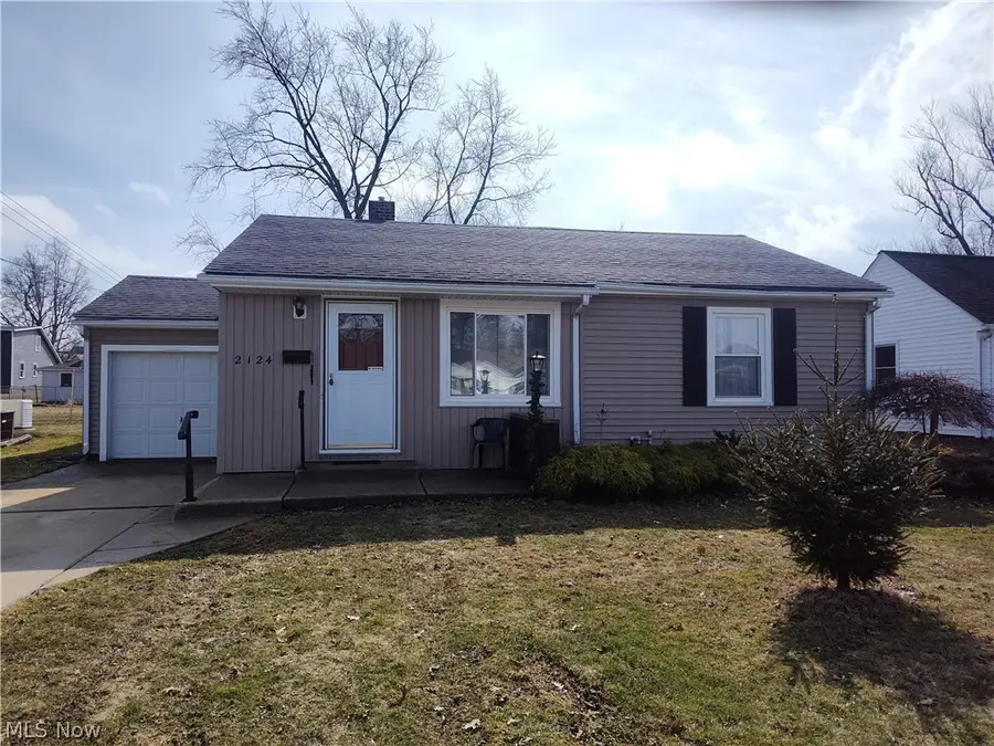 2124 E 40th Street, Ashtabula, OH 44004 - #2