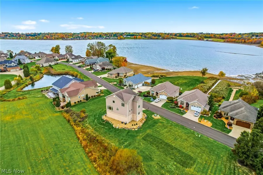 29 Shores Drive, Poland, OH 44514 - #2