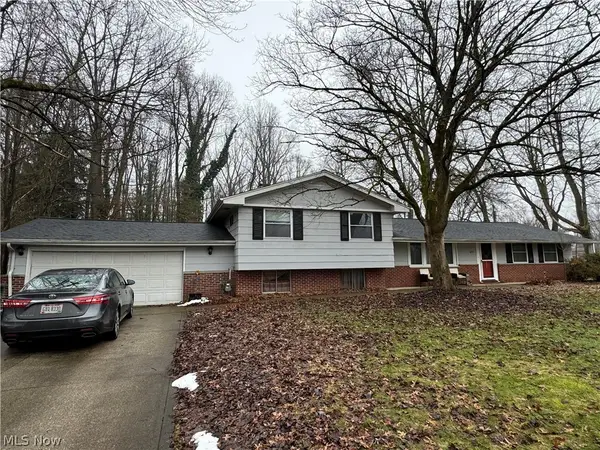 8257 Cricket Lane, Northfield, OH 44067