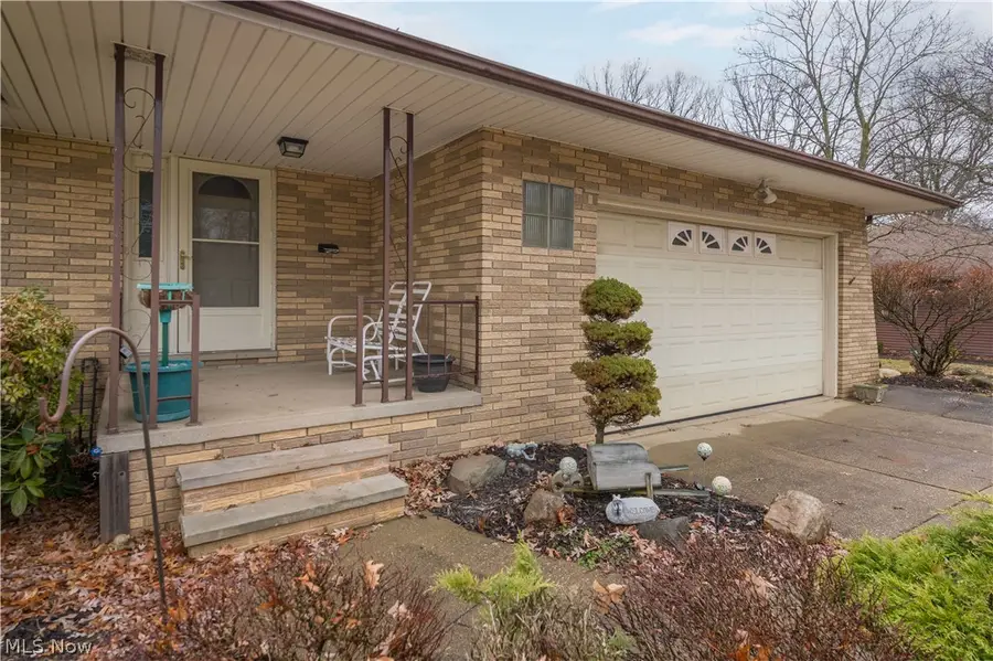 7408 Wake Robin Drive, Parma, OH 44130 - #2