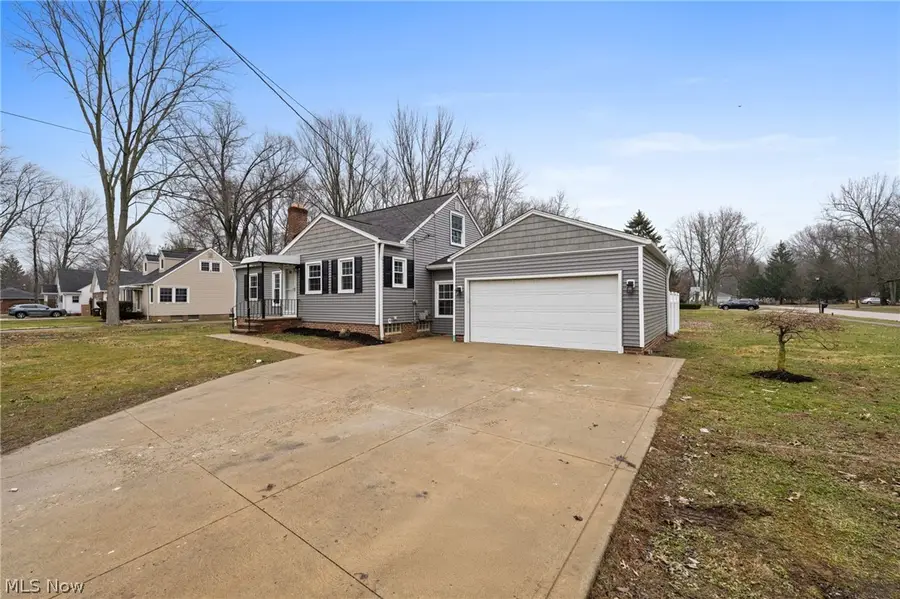 3261 Canterbury Road, Westlake, OH 44145 - #2