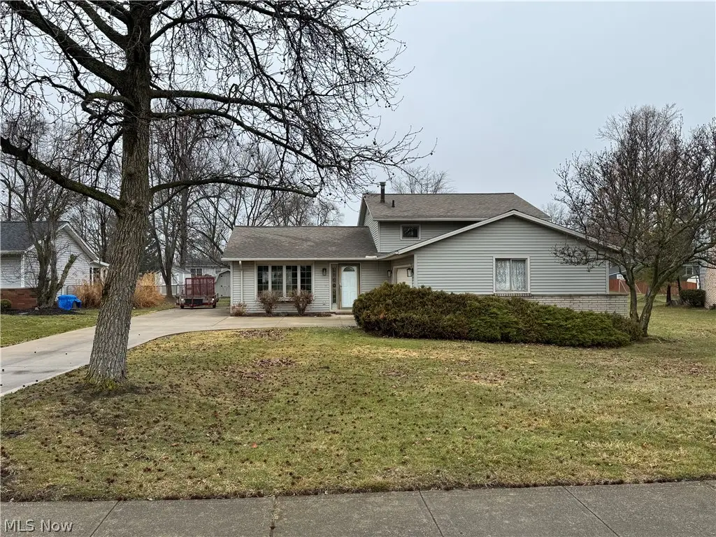16244 Delmont Avenue, Strongsville, OH 44136 - #1