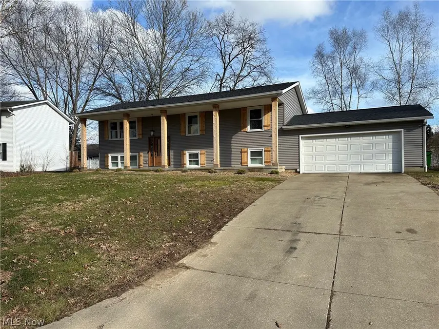 469 Trelake Drive, Canal Fulton, OH 44614 - #2