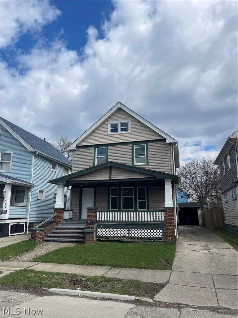 3303 W 90th Street, Cleveland, OH 44102 - #1