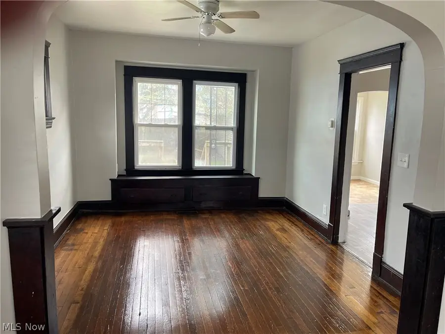 3303 W 90th Street, Cleveland, OH 44102 - #3