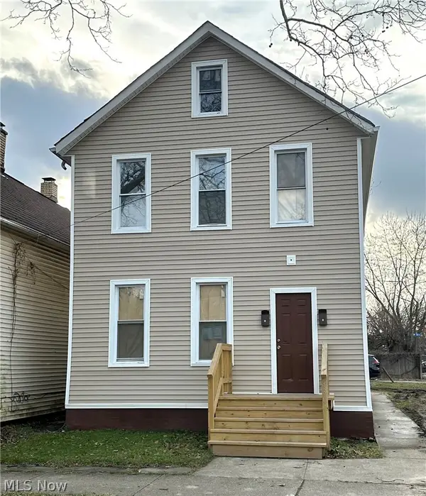 3302 W 48th Street, Cleveland, OH 44102