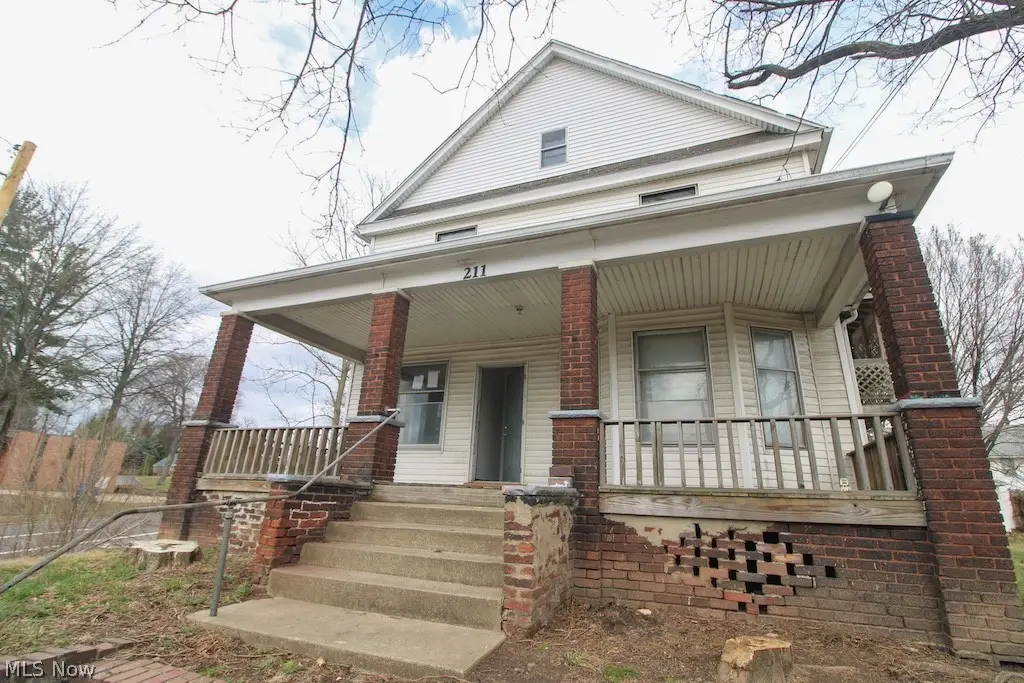 211 15th Ne Street, Canton, OH 44714 - #1