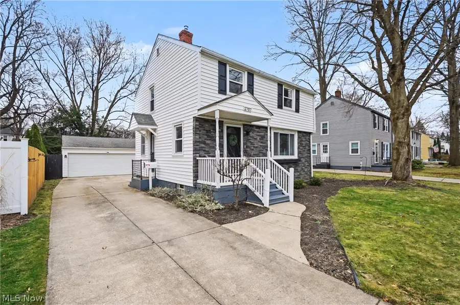 2707 Overbrook Road, Cuyahoga Falls, OH 44221 - #3