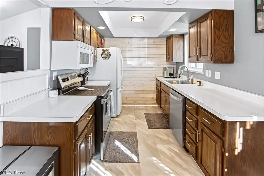 14761 Larkfield Drive, Brook Park, OH 44142 - #3