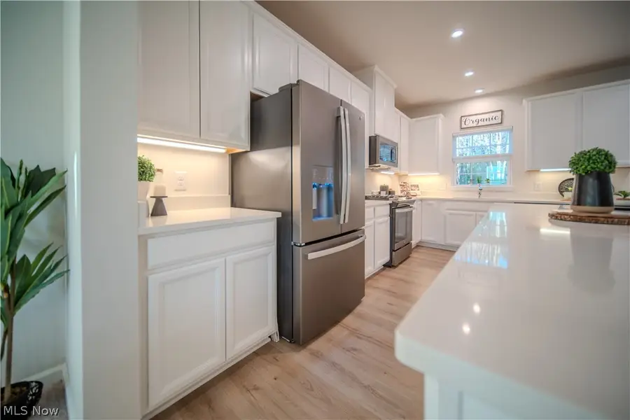 1129 Bean Lane, Akron, OH 44313 - #3