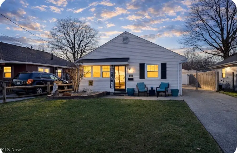 817 Boston Avenue, Elyria, OH 44035 - #2