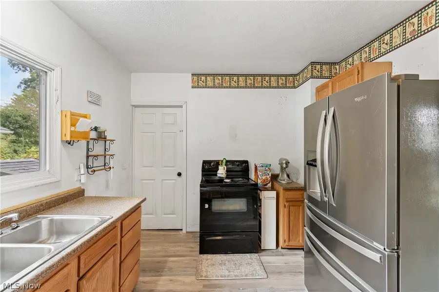 38 Walnut Court, Mogadore, OH 44260 - #2