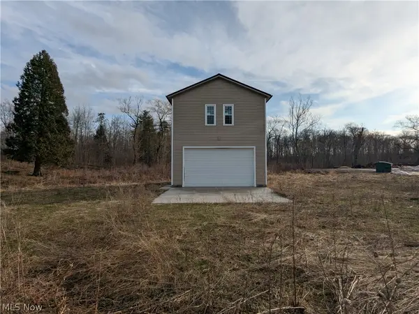 10695 Kinsman Road, Newbury, OH 44065